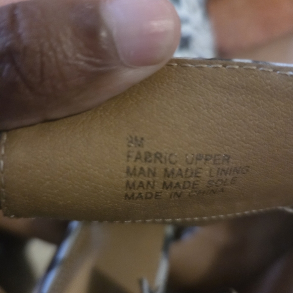 Giani Bini Women's White Floral Chunky Heel Ankle Leather Boots Booties. Size 9 - Picture 10 of 10